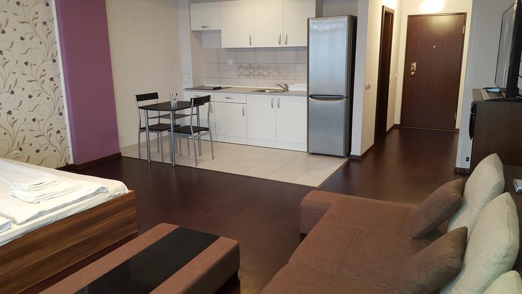 Sunlight Studio Apartment Nagyvárad Kültér fotó