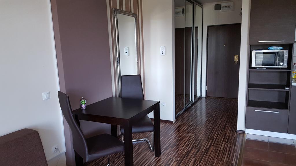 Sunlight Studio Apartment Nagyvárad Kültér fotó